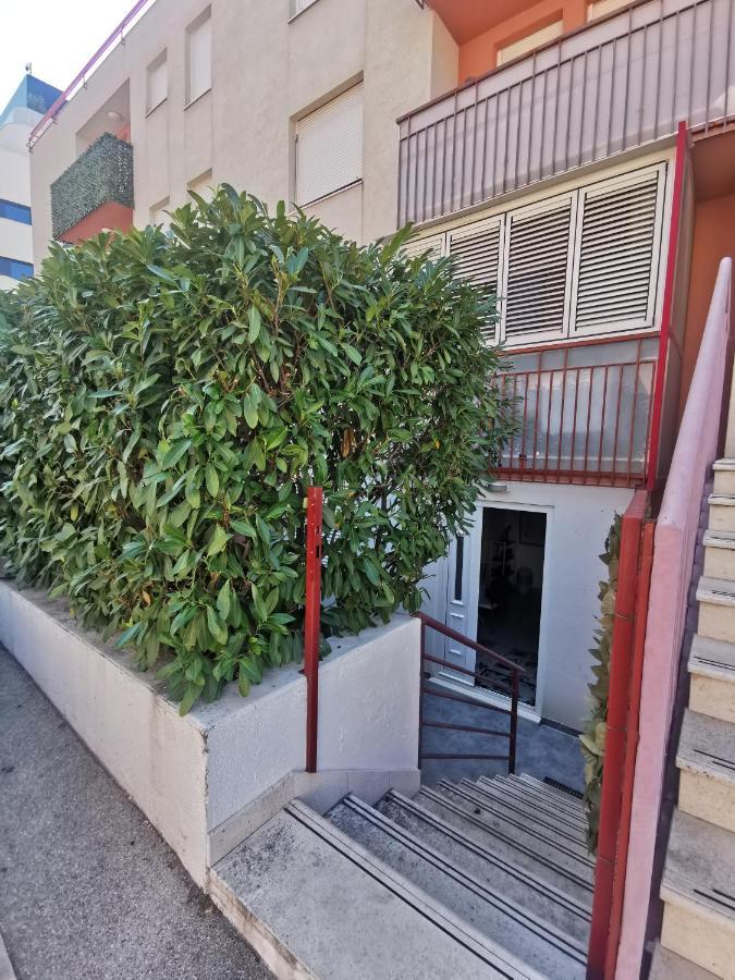 Apartment Stay Inn Split Exteriör bild